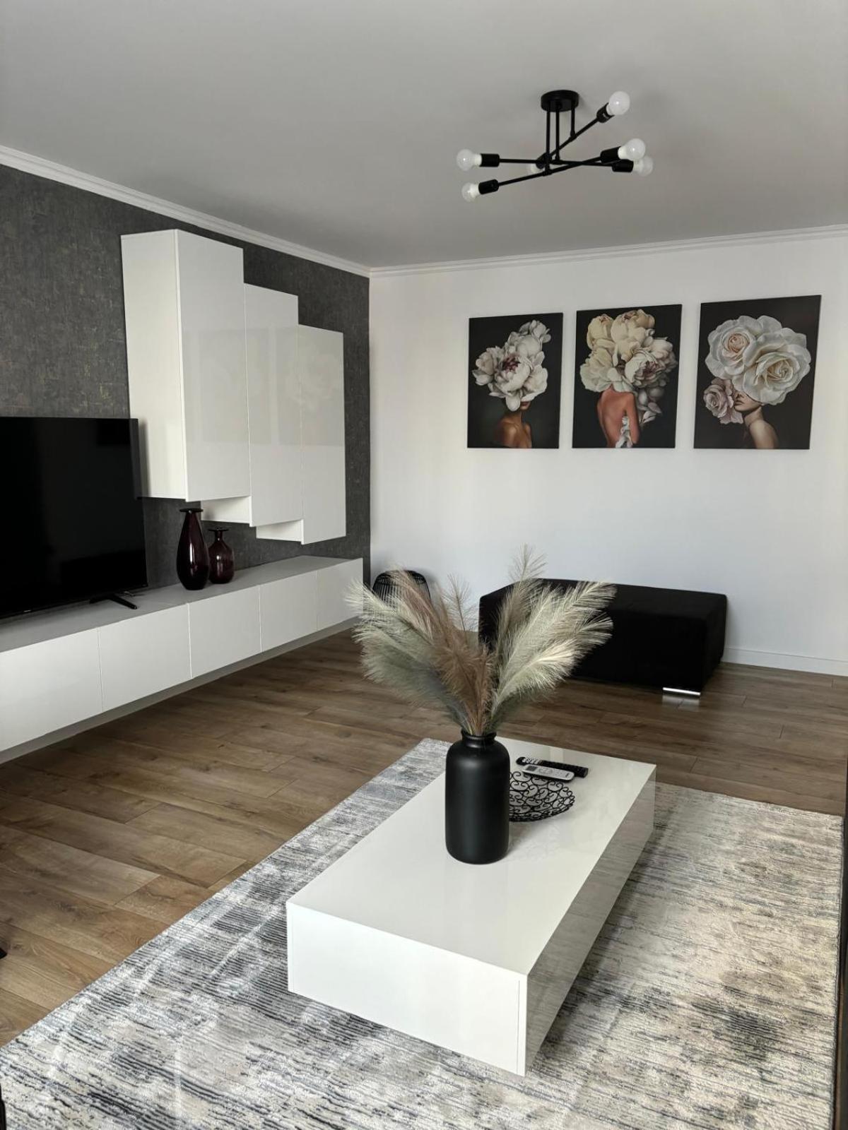 Rorada Apartament Făgăraş Екстериор снимка